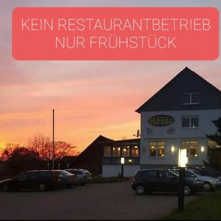 Landgasthaus Hesse Hamelin Exterior foto